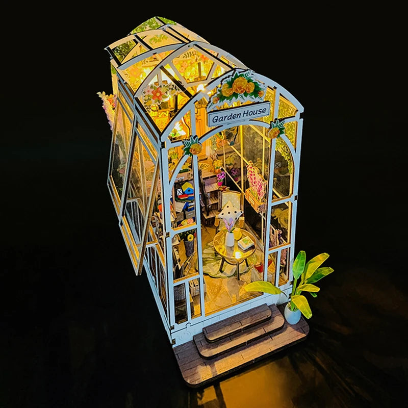 Maison de poupée miniature DIY en bois – Jardin fleuri avec LED pour étagère